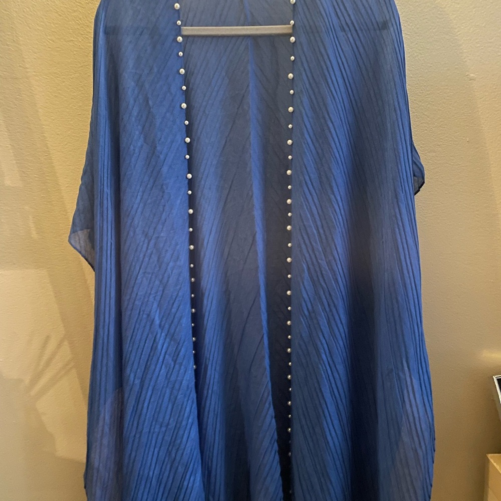 Elegant Blue Women's Kimono Top